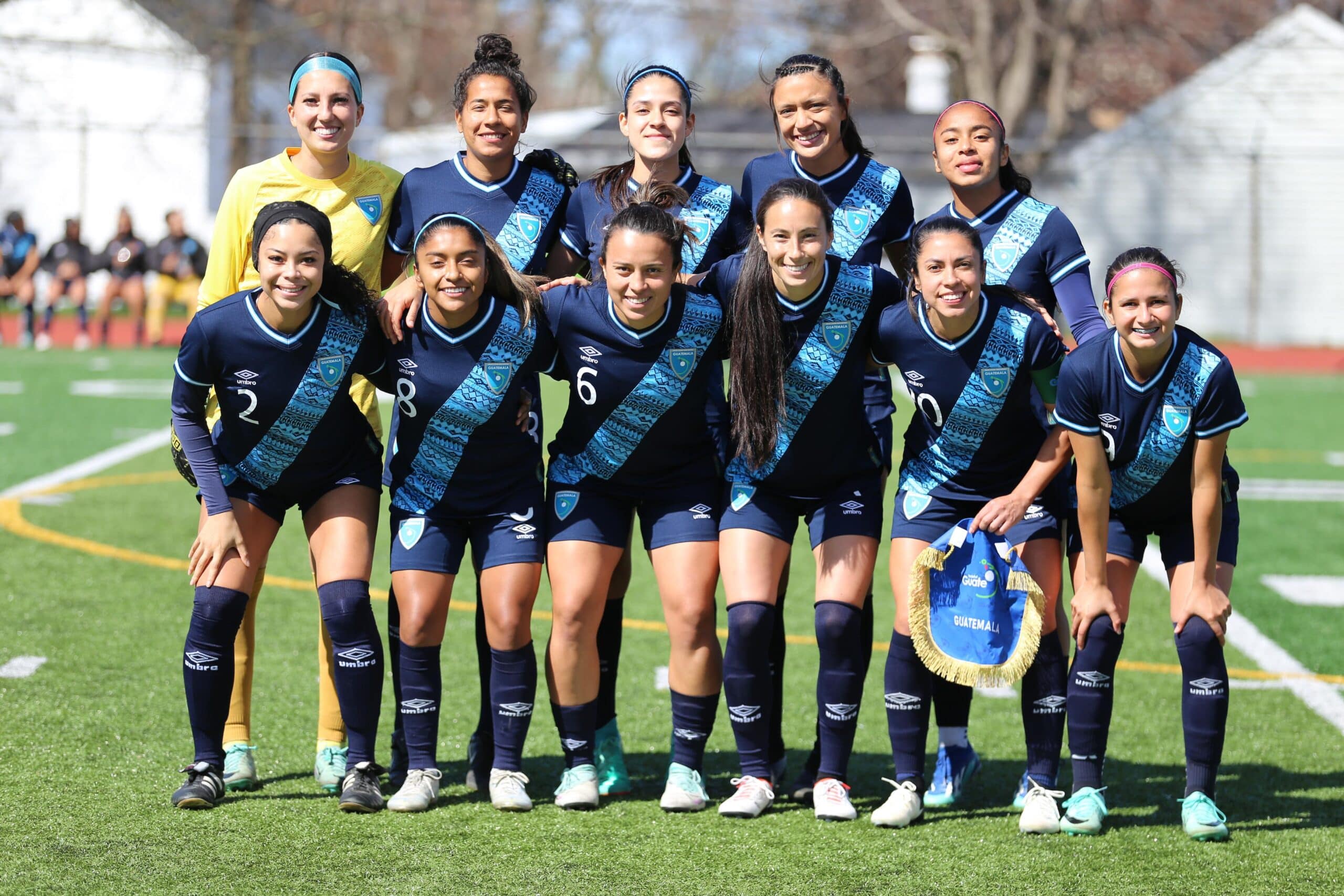 The women's national team wins its first friendly match in the United States