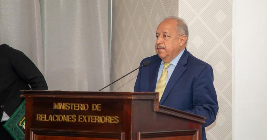 Carlos Ramiro Martínez, ministro de Relaciones Exteriores