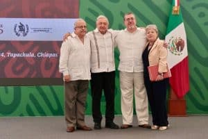 Presidente Bernardo Arévalo se reúne con presidente de México en Tapachula
