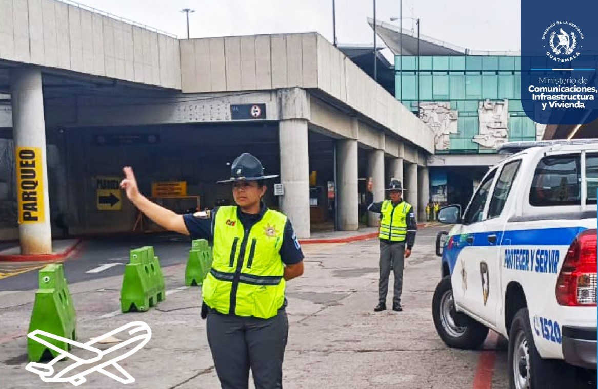 Implementan medidas para agilizar tráfico en ingresos al aeropuerto