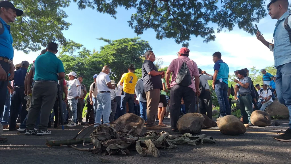 bloqueo de veteranos militares