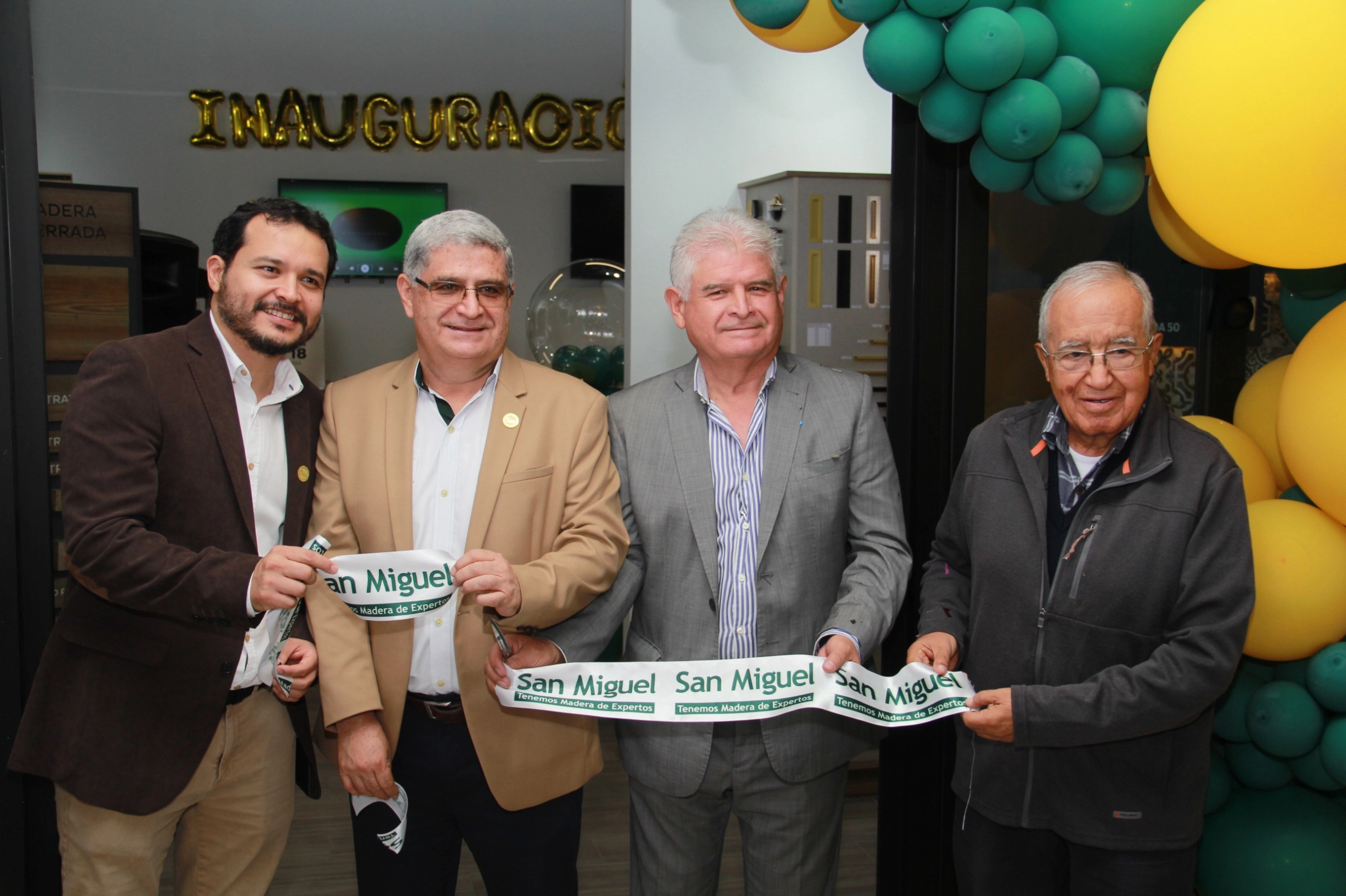 Inauguración tienda San Miguel EXPRESS en Villa Nueva