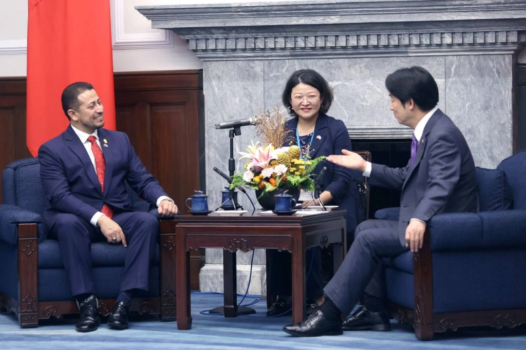 El mandatario de Taiwán, William Lai (Lai Ching-te), se reunió con el presidente del Congreso de Guatemala, Nery Ramos.