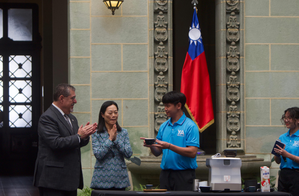 Programa de Jóvenes Embajadores de la República de China (Taiwán)