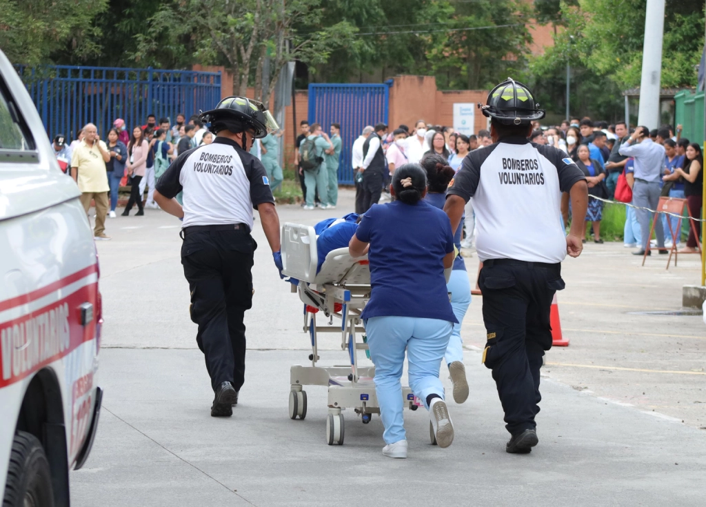 Reportan amenaza de explosivo en el hospital Roosevelt