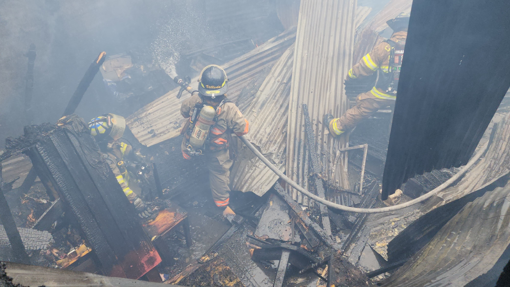 Incendio consume viviendas en zona 18