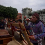 Actividades en plaza de la Constitución en el Día Internacional de los Pueblos Indígenas