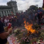 Actividades en plaza de la Constitución en el Día Internacional de los Pueblos Indígenas