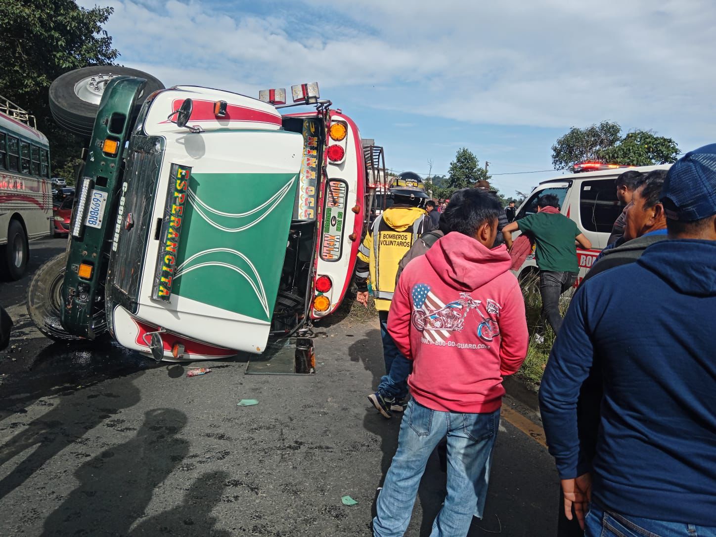 Bus se accidenta en ruta Interamericana