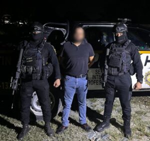 José Manuel Aguilar García, presunto narcotraficante capturado en Izabal