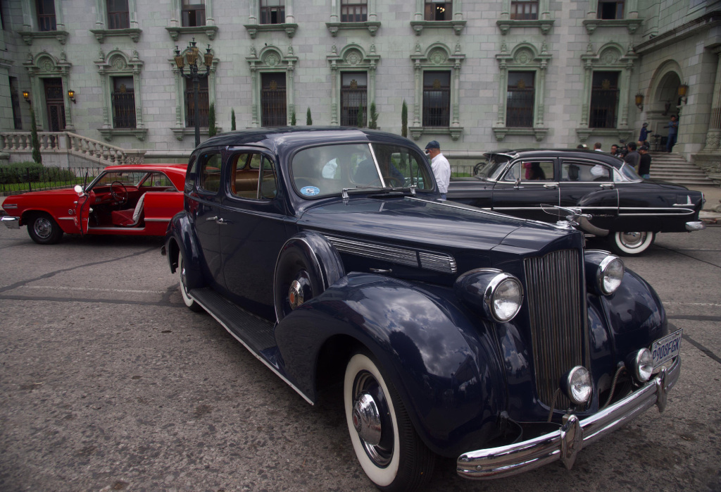 Gobierno inicia la conmemoración de Independencia con encendido del Fuego Patrio