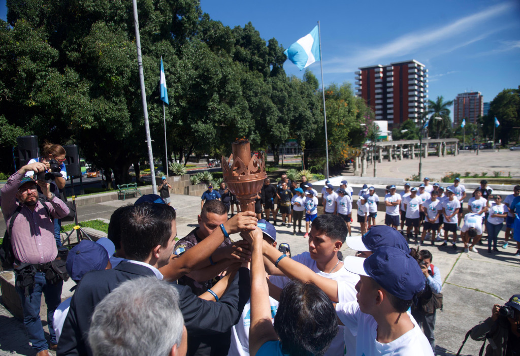 Antorcha recorre Centroamérica para conmemorar 203 años de Independencia