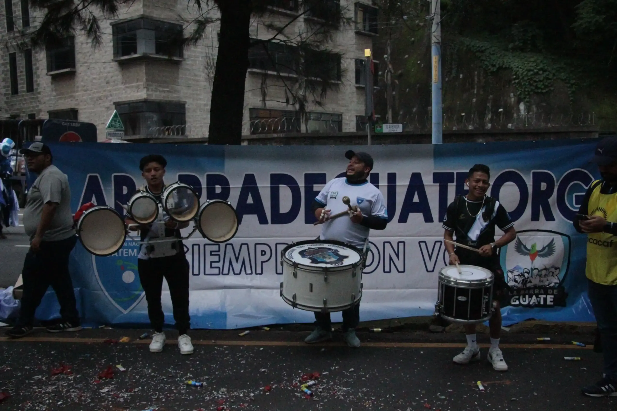 Apoyo de aficionados a la Selección Nacional