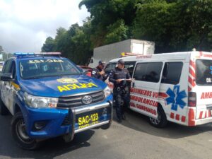 Agentes de PNC heridos tras accidente en ruta Interamericana