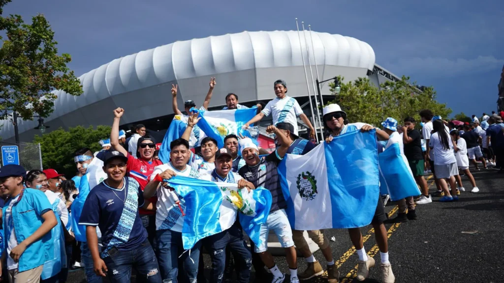 Afición de Guatemala en Costa Rica