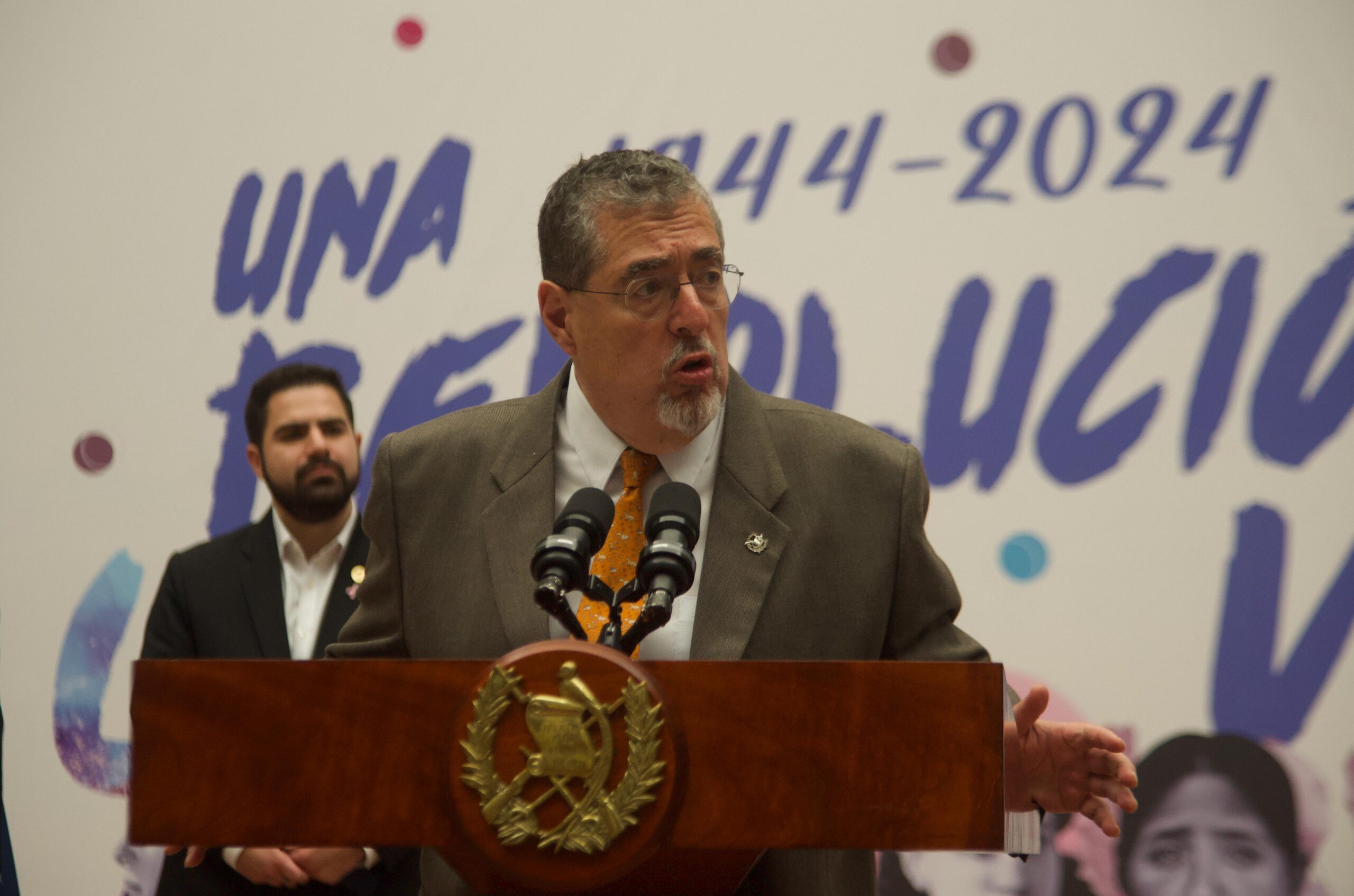 presidente Bernardo Arévalo brinda conferencia en el Palacio Nacional