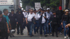 Manifestación del magisterio liderado por Joviel Acevedo recorre la capital