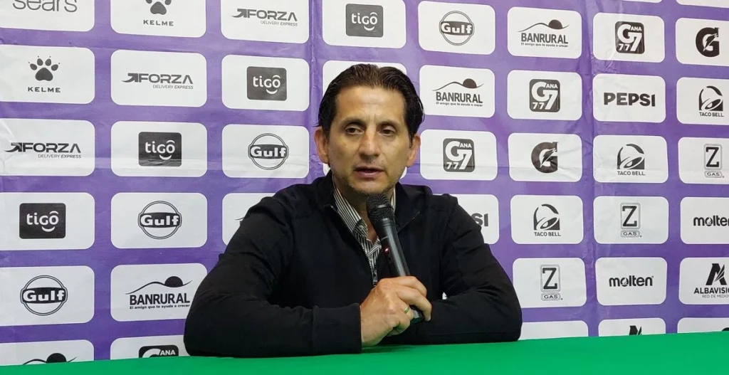 Ronald González