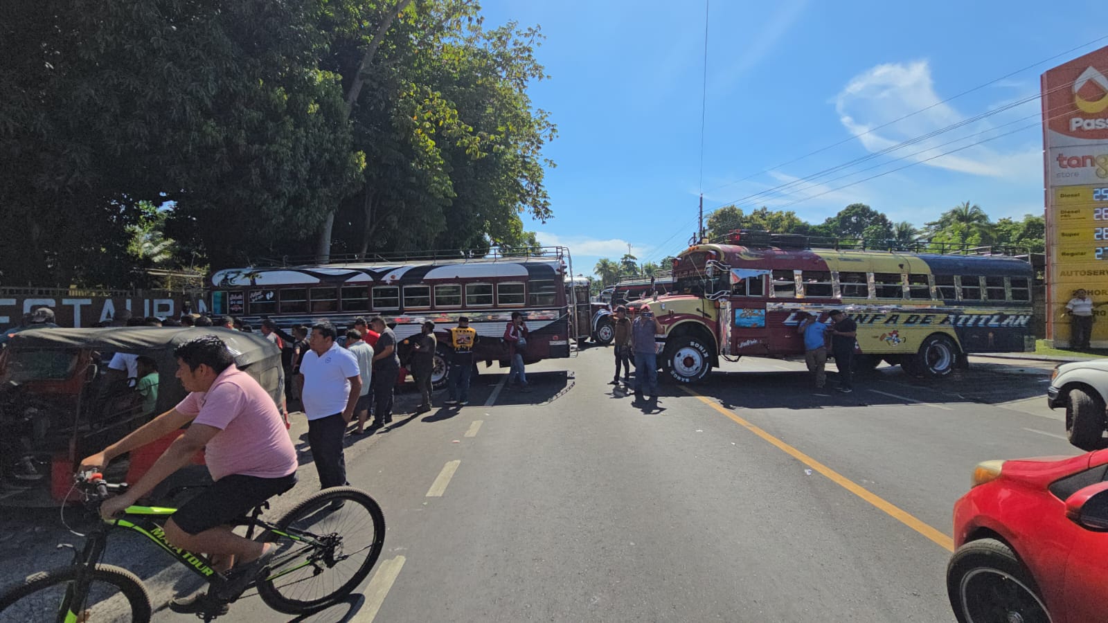 Bloqueos en puente Nahualate