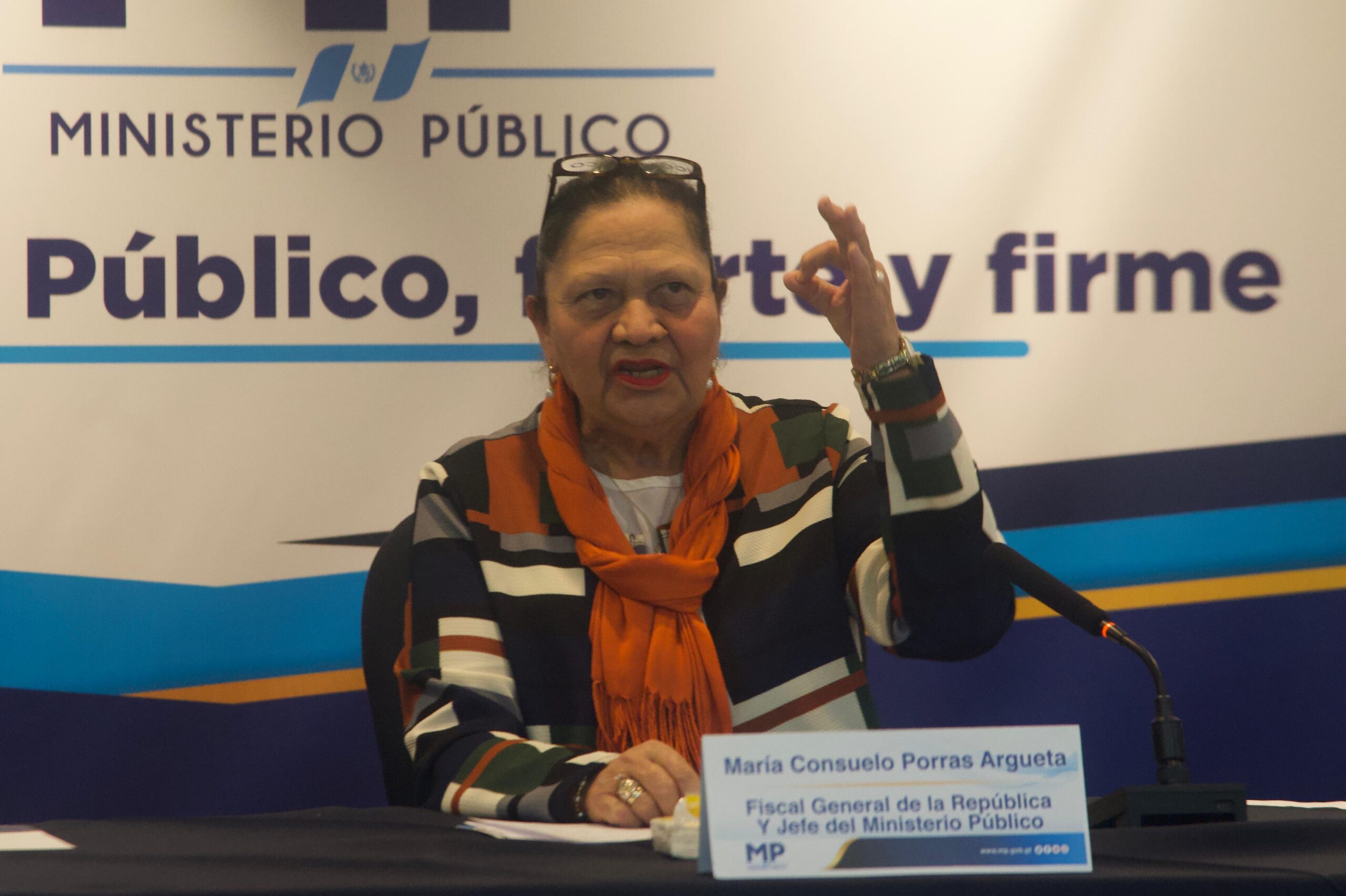 fiscal general, Consuelo Porras